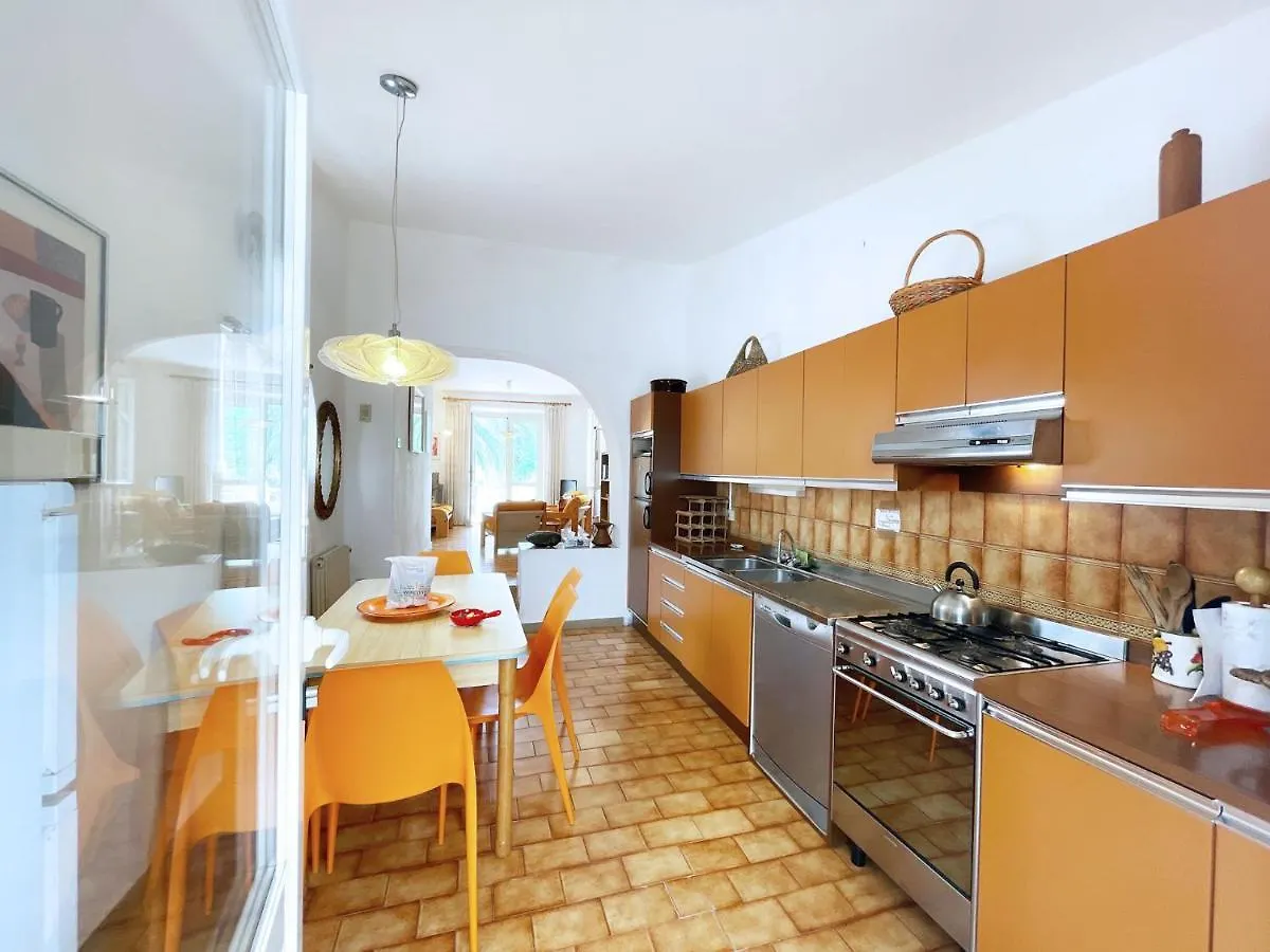 Villa Aeneas - Lacona 0*,
